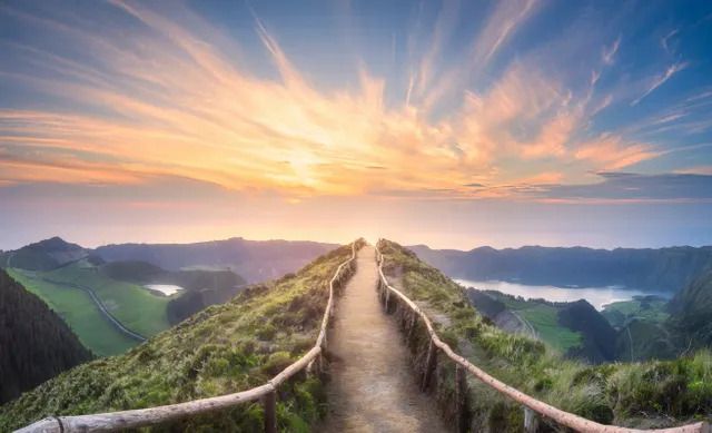 A path going up the side of a hill